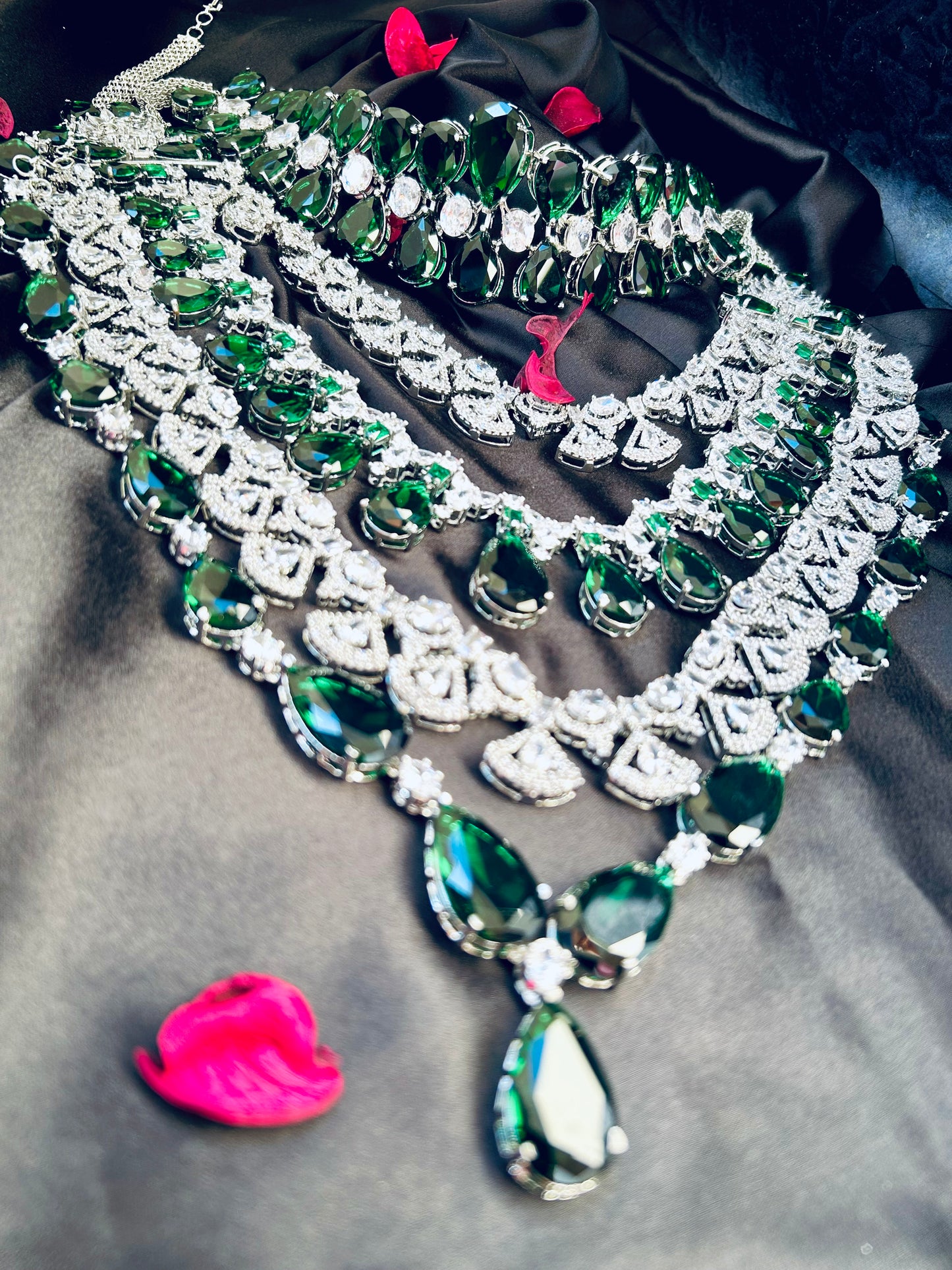 kiara necklace set