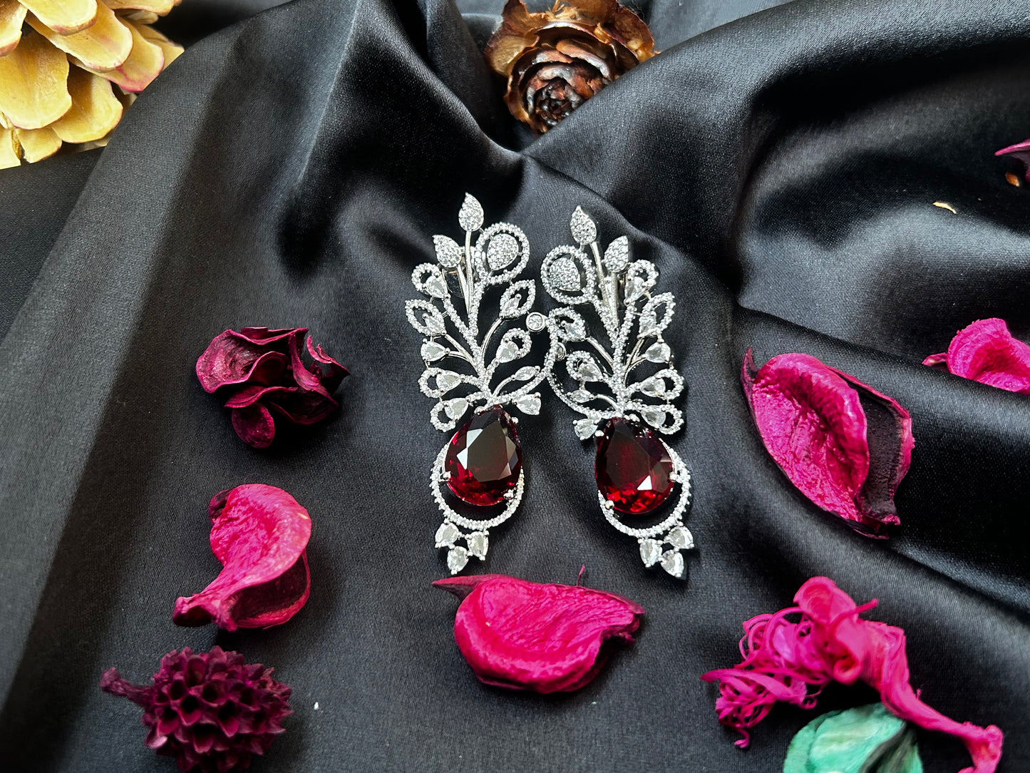 Innaya Ruby Earing