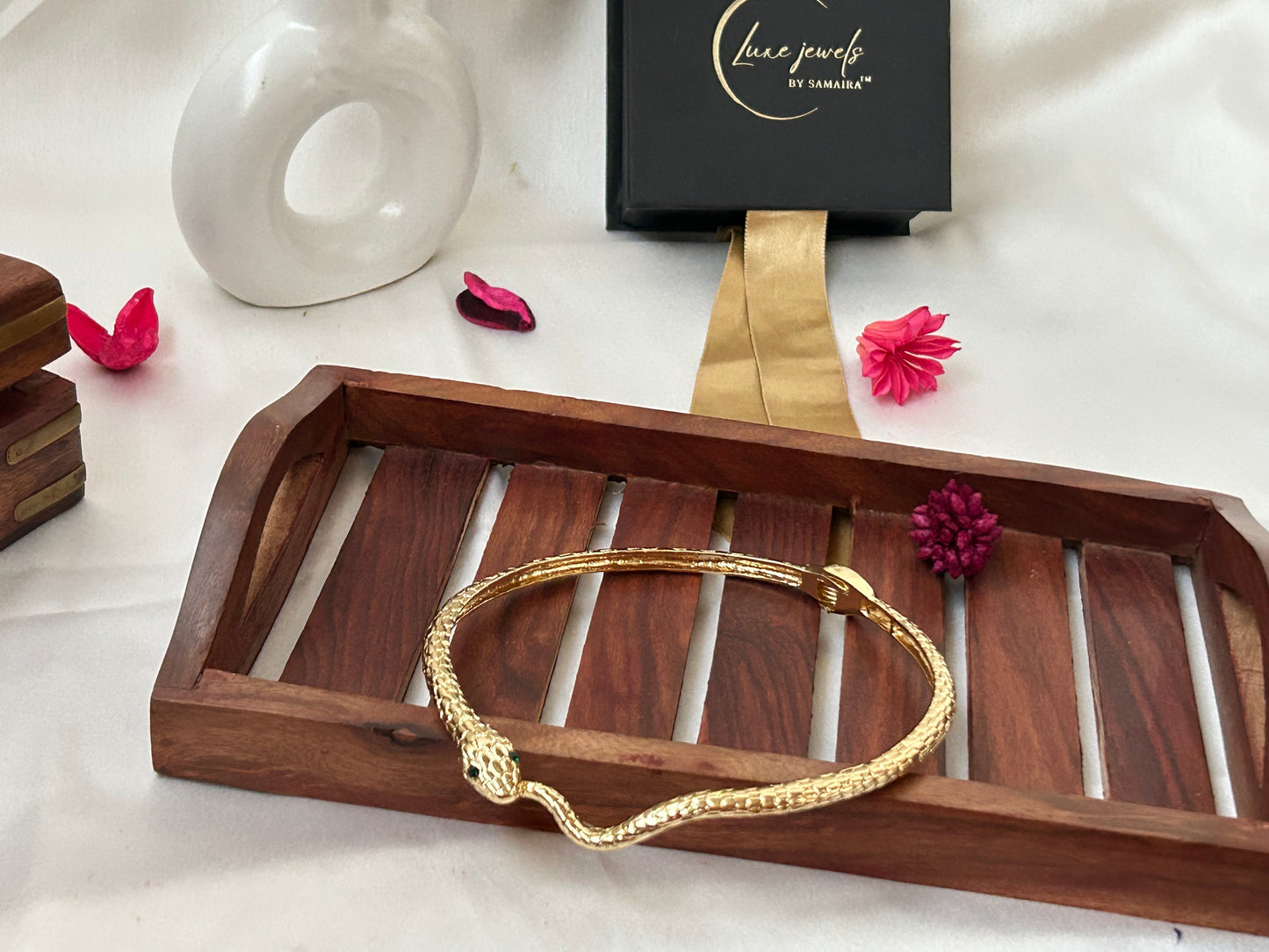 Tuvisha necklace