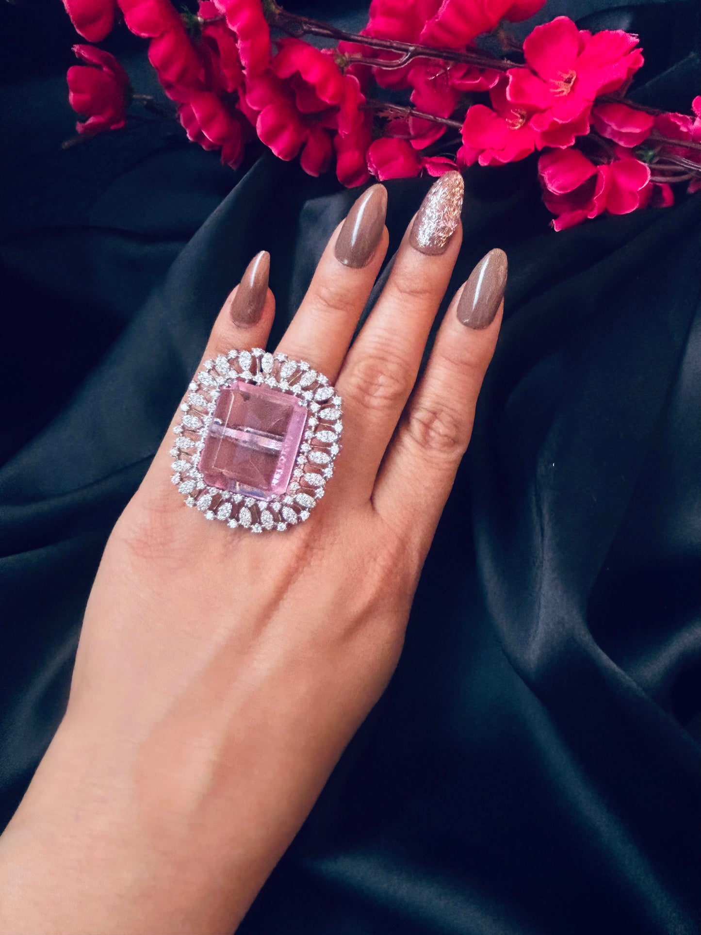 Prisha pink Ring