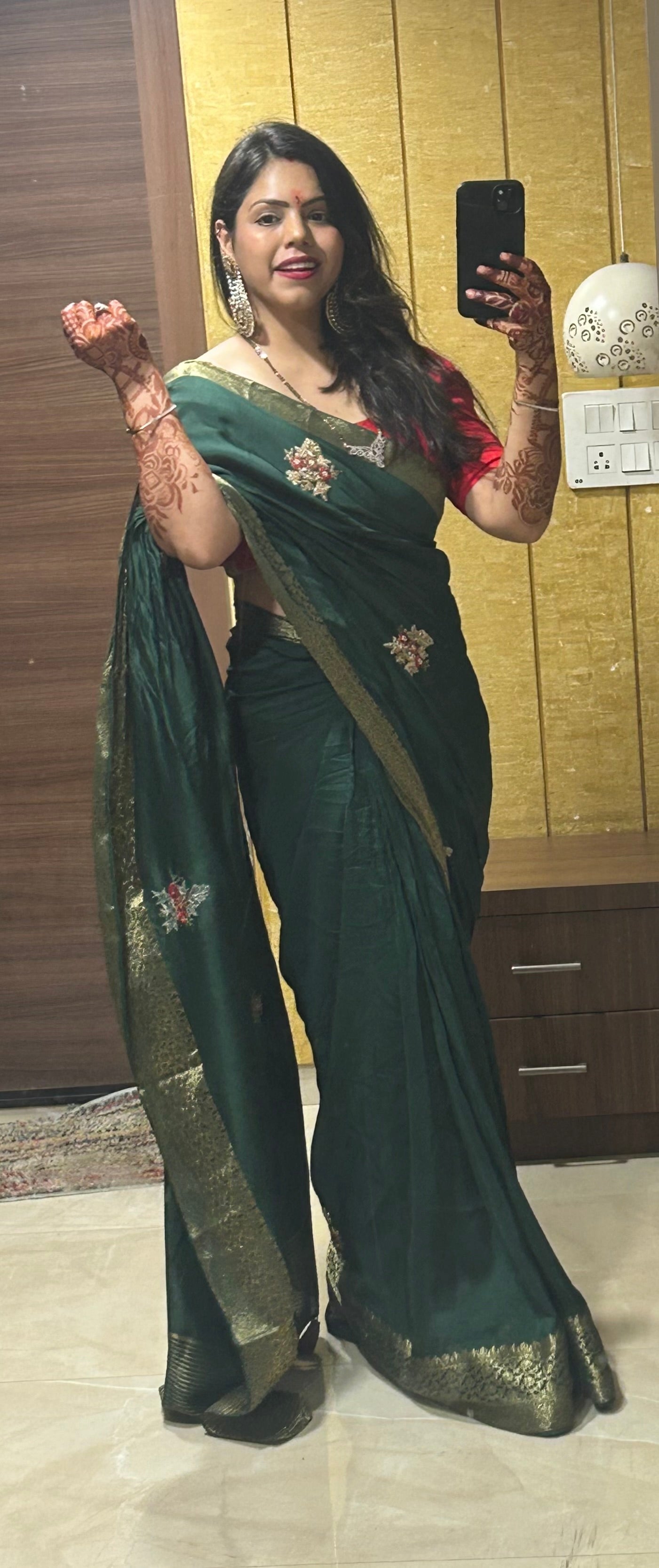 Keshavi Maroon Chandbali