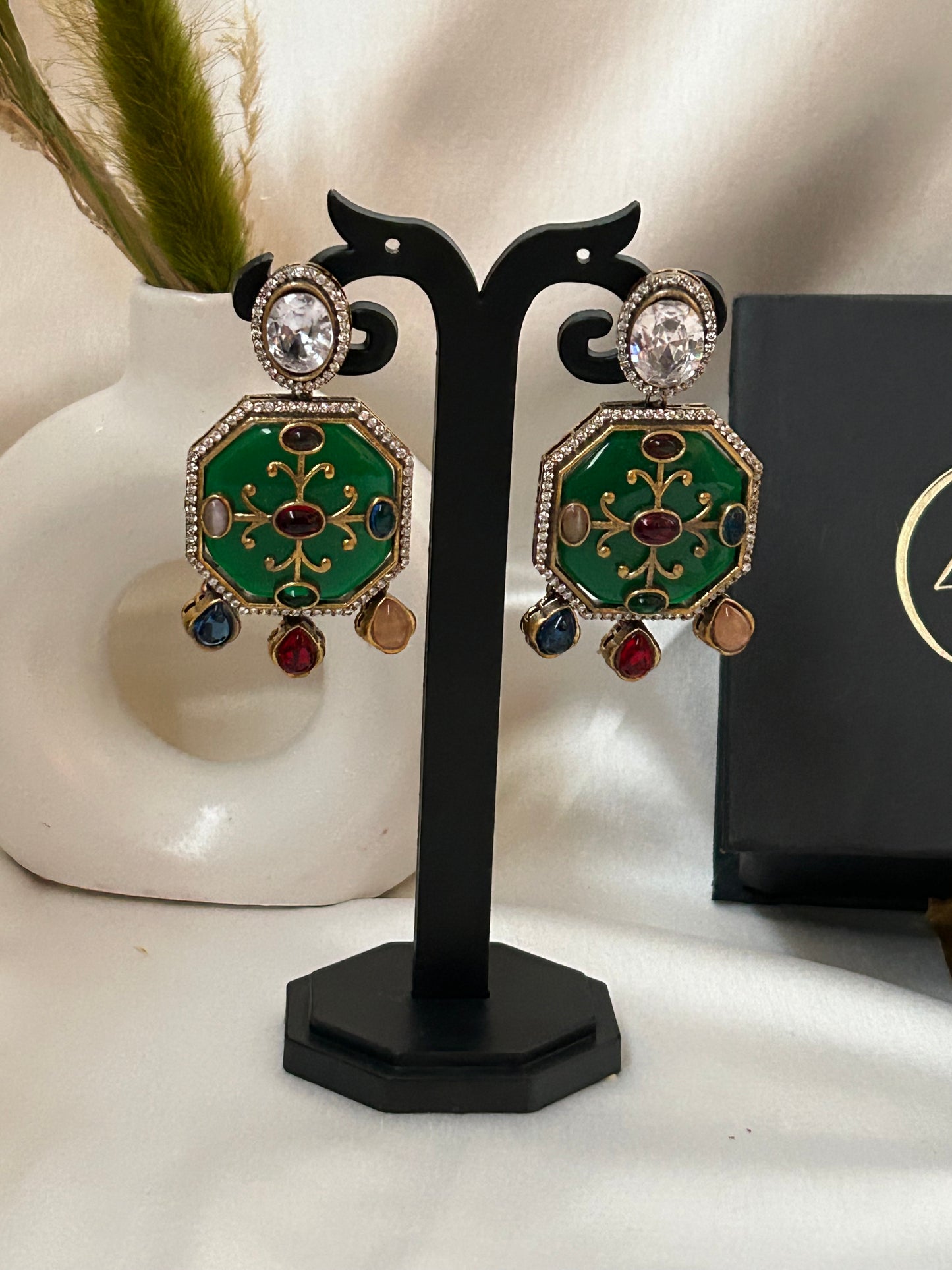 Gauranshi necklaceset