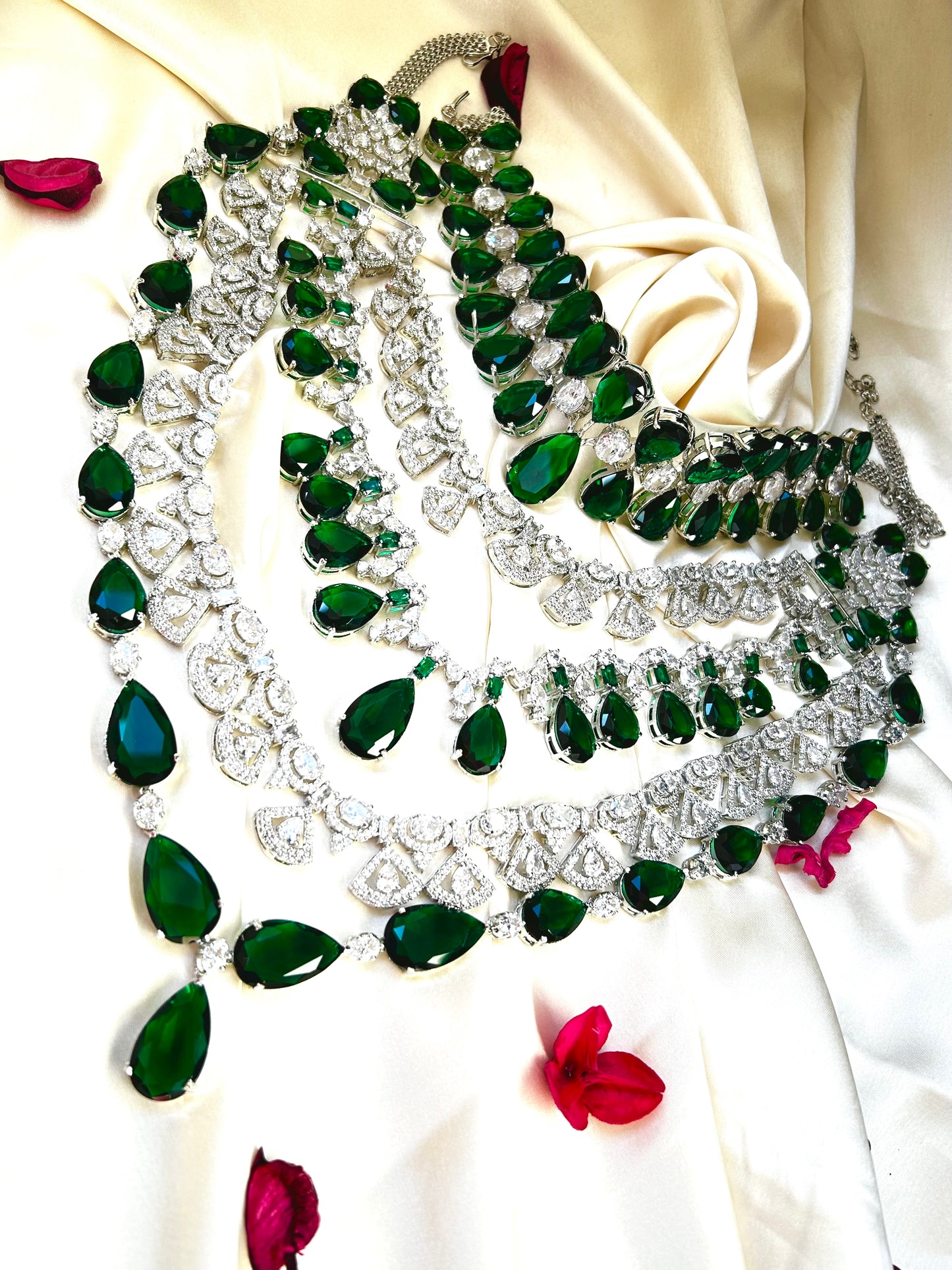 kiara necklace set