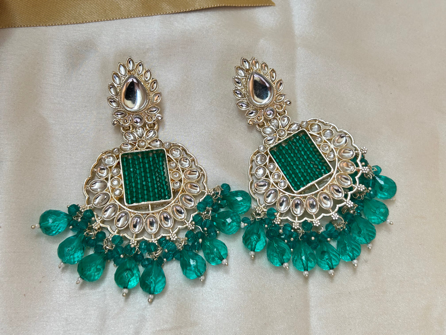 Prisha green Chandbali