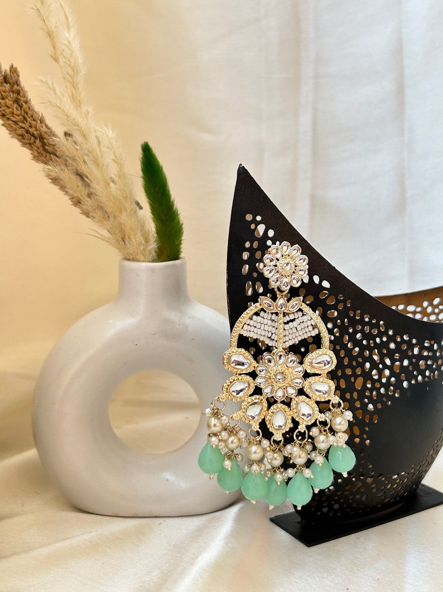 Mint ishita Chandbalis