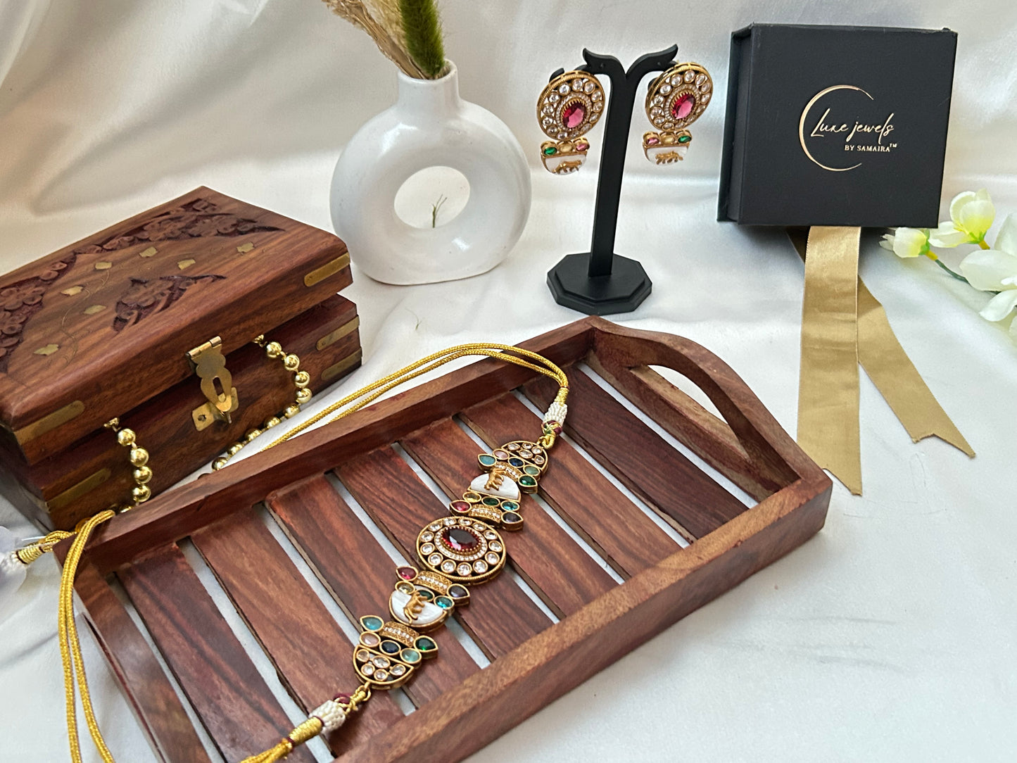 sabyasachi multi necklaceset