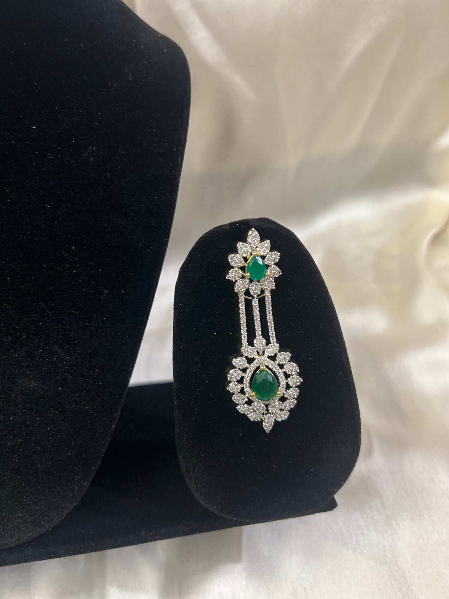 Vincy emerald necklace