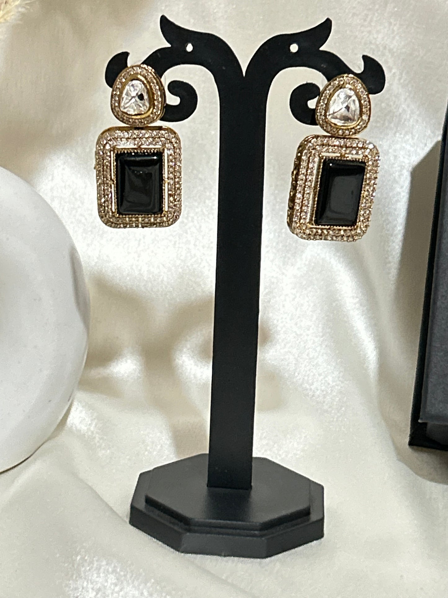 Black AD Kundan Necklaceset