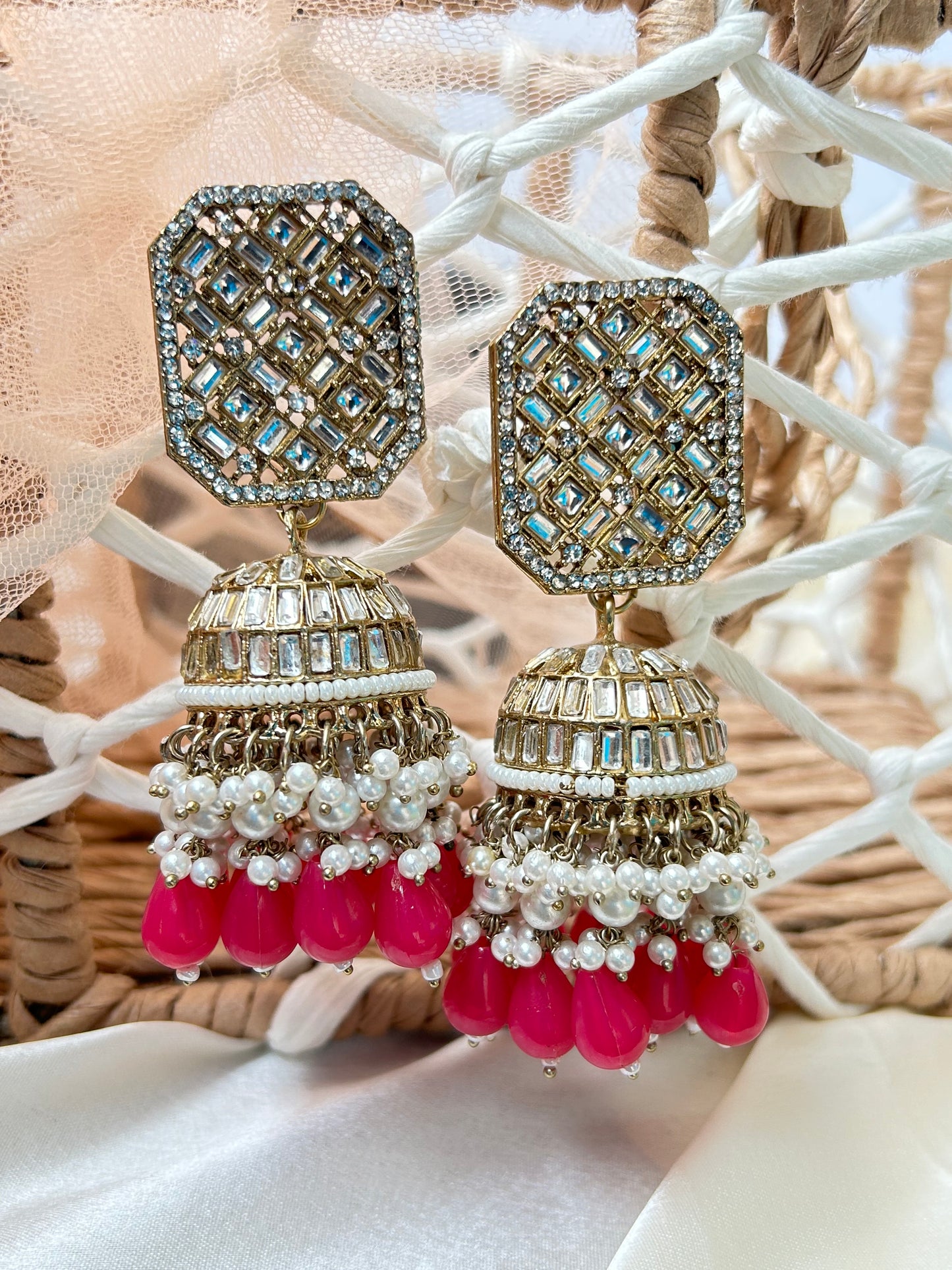 Vedika pink jhumka