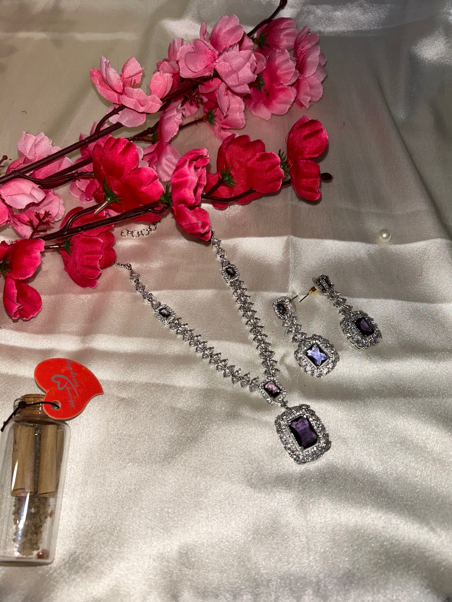 Layla purple necklace