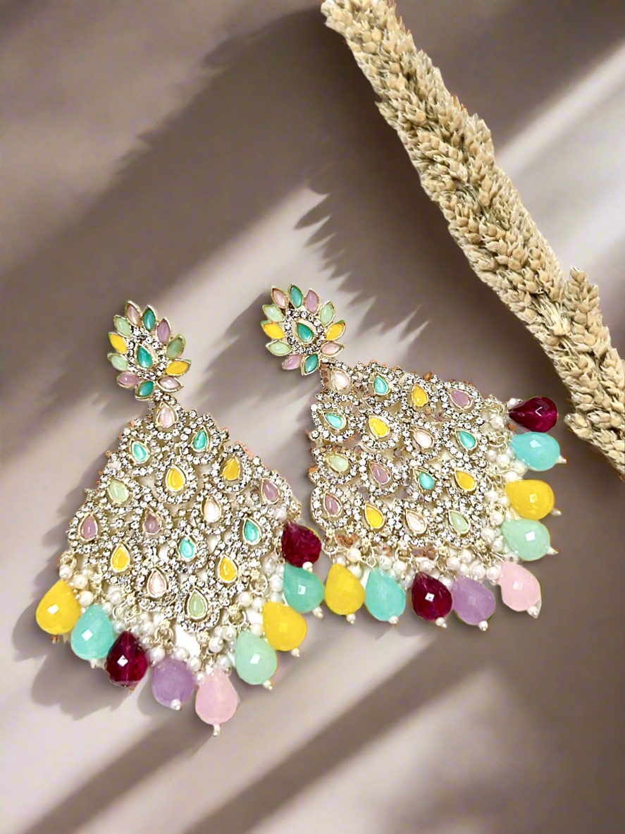 Naisha multi colour Chandbal