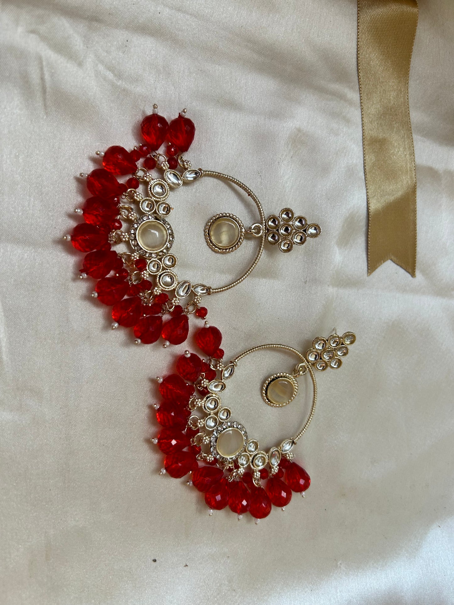 Red Maisha Chandbali