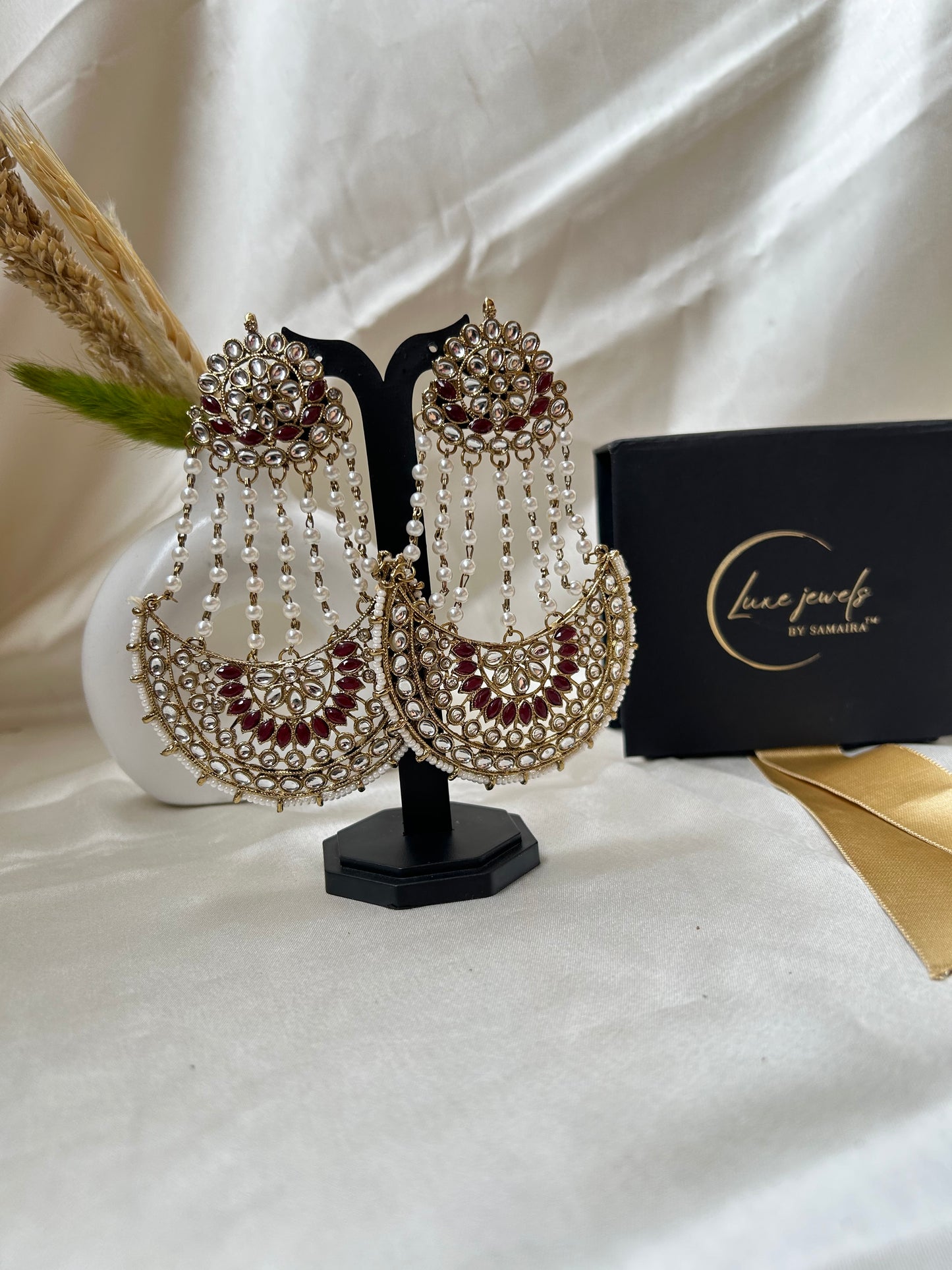 Keshavi Maroon Chandbali