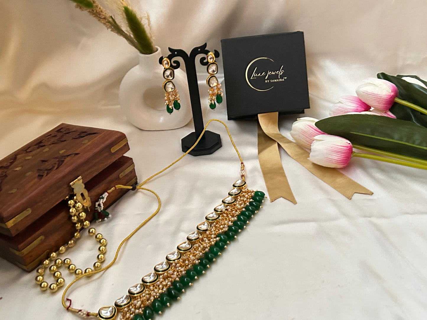 Ashley emerald necklaceset