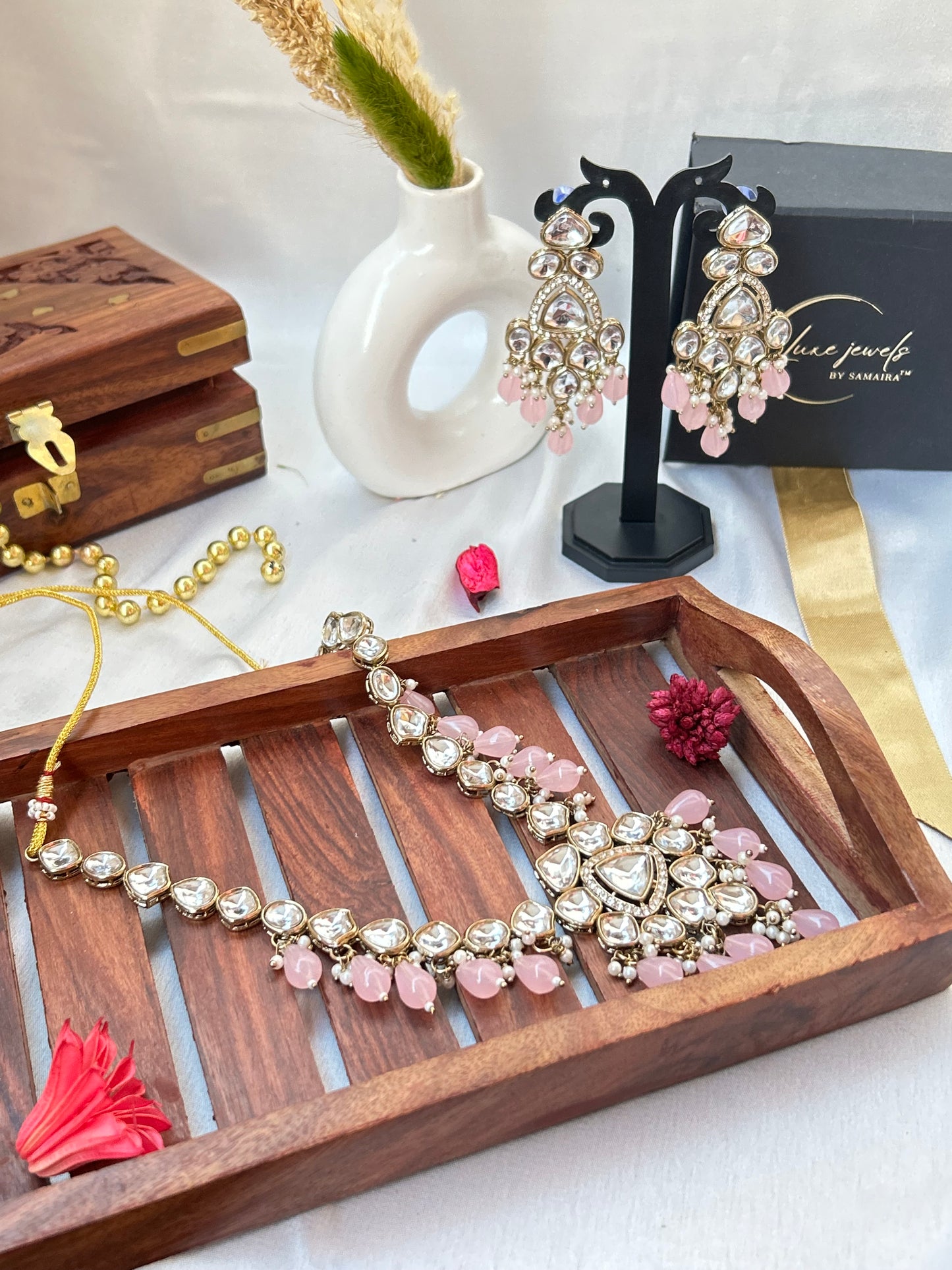 Megha pink necklace