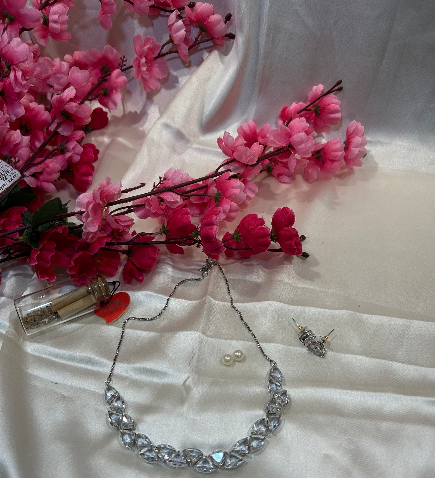 Sonali white necklace