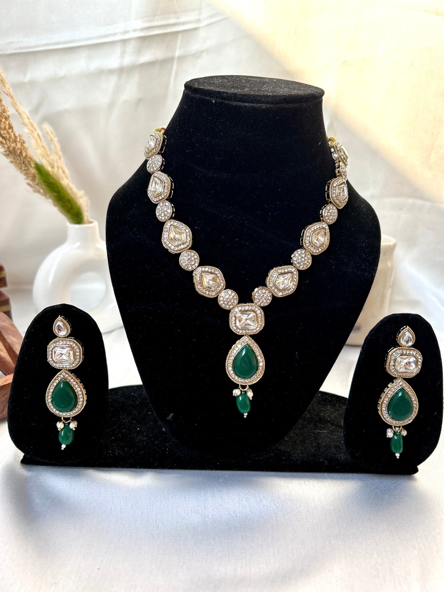Ramya Red kundan necklace set
