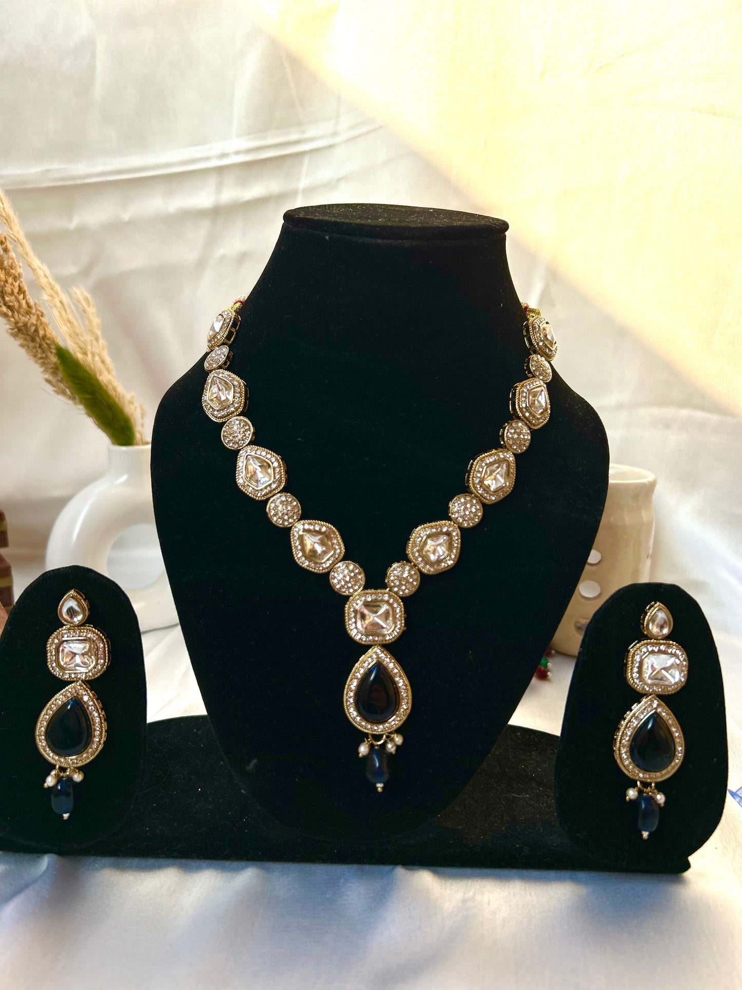 Ramya Red kundan necklace set