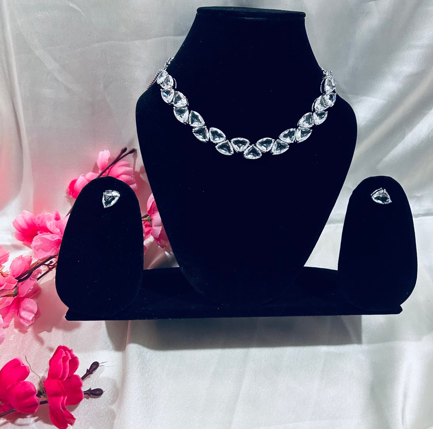 Sonali white necklace