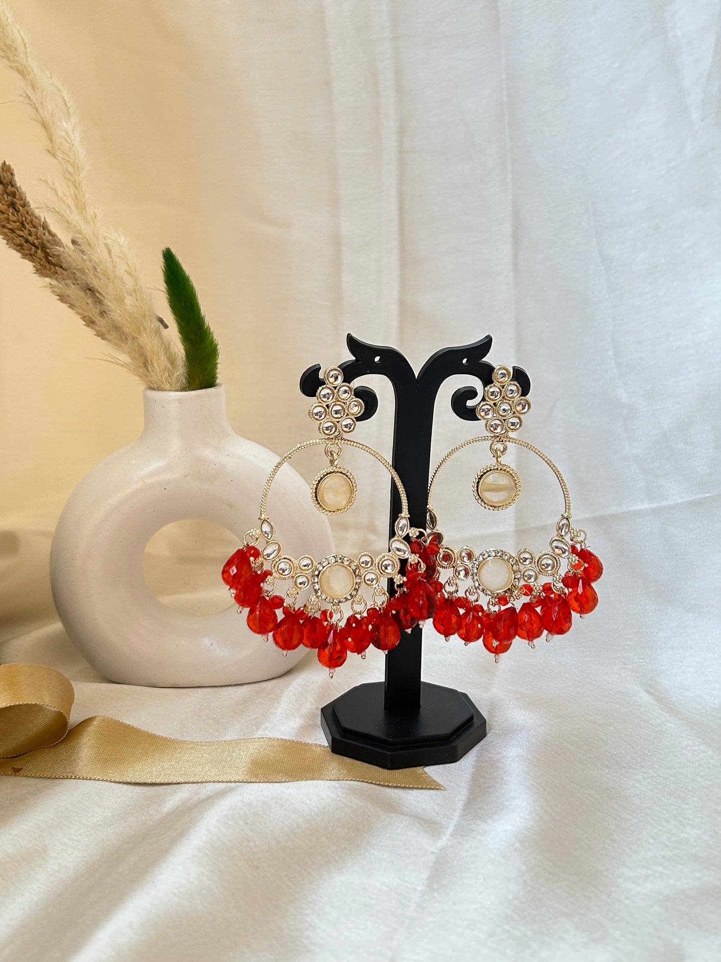 Red Maisha Chandbali