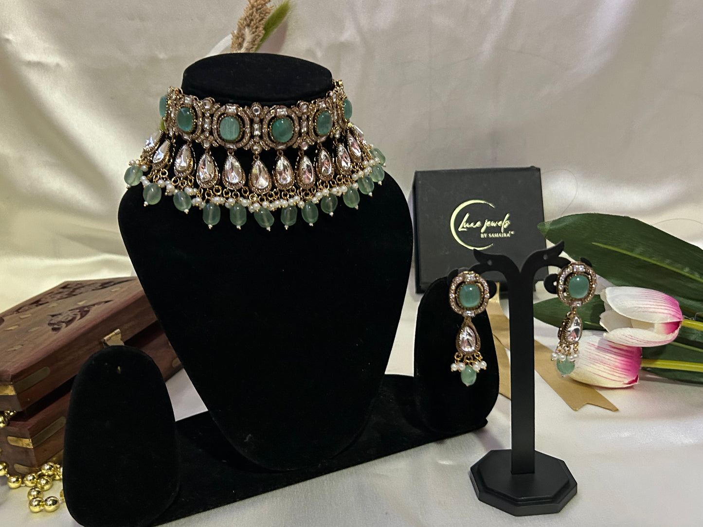 Suruchi sea green kundan choker necklace