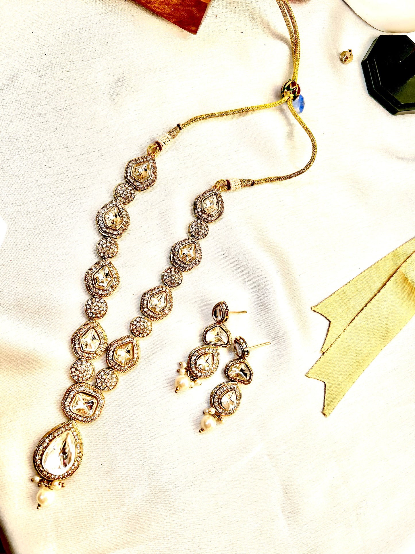Ramya Red kundan necklace set