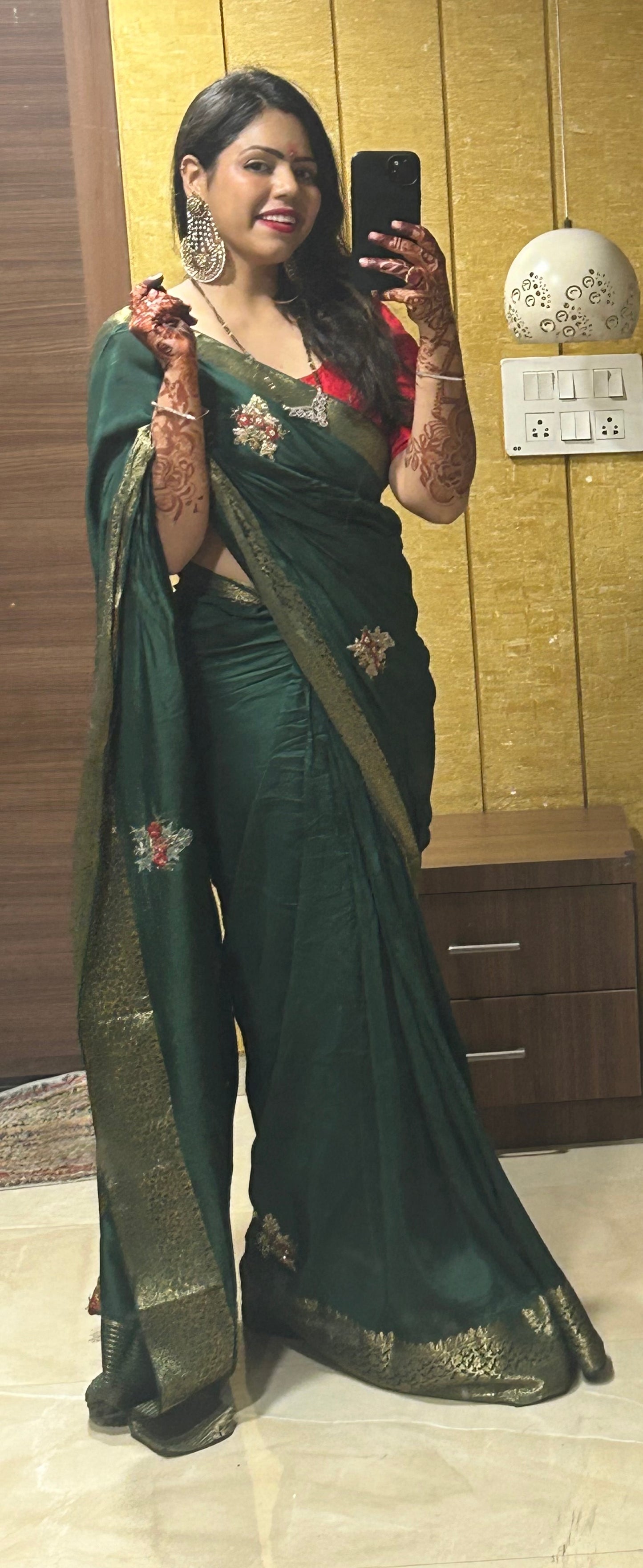 Keshavi Maroon Chandbali
