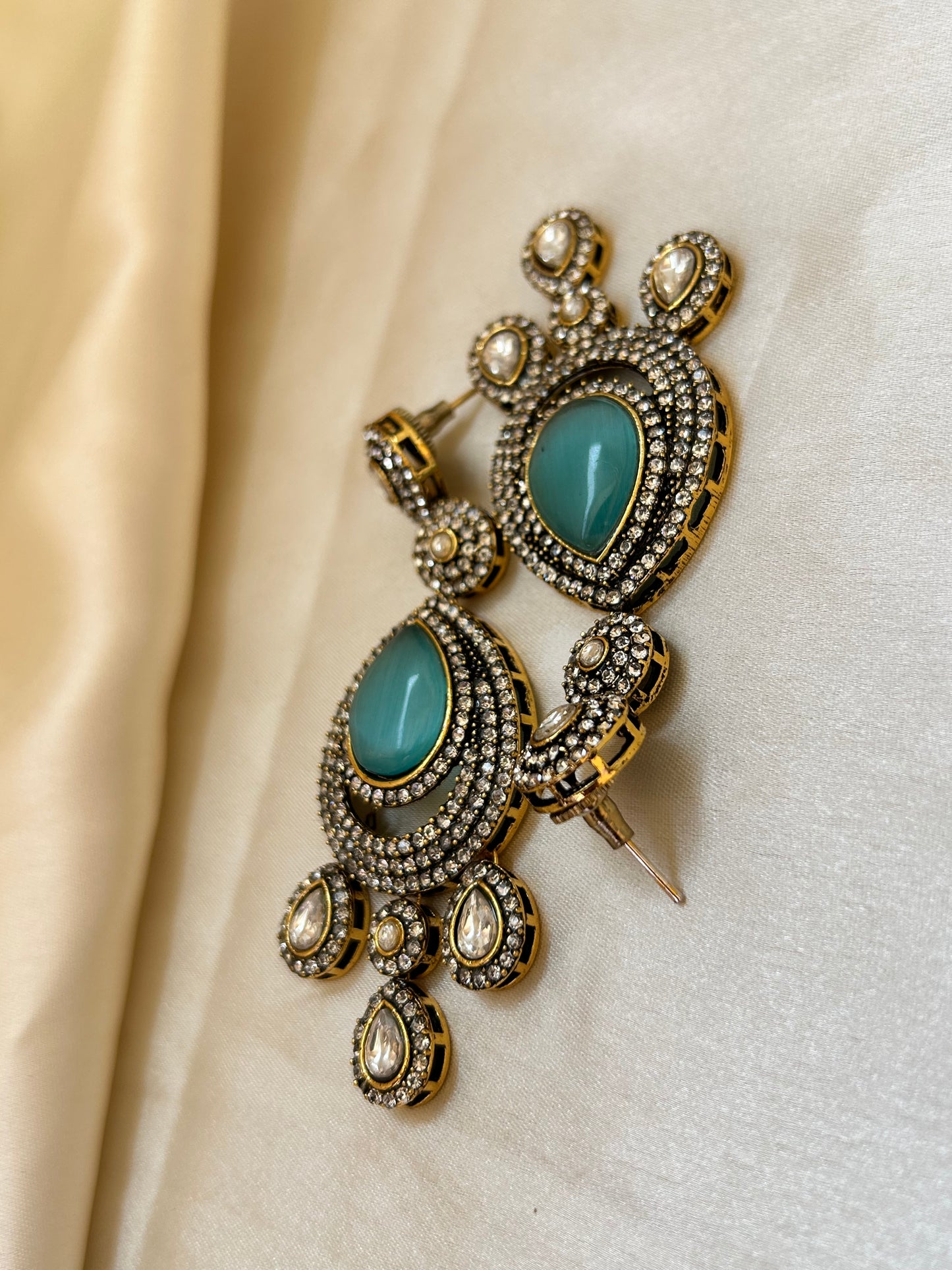Blue Heer Victorian earrings