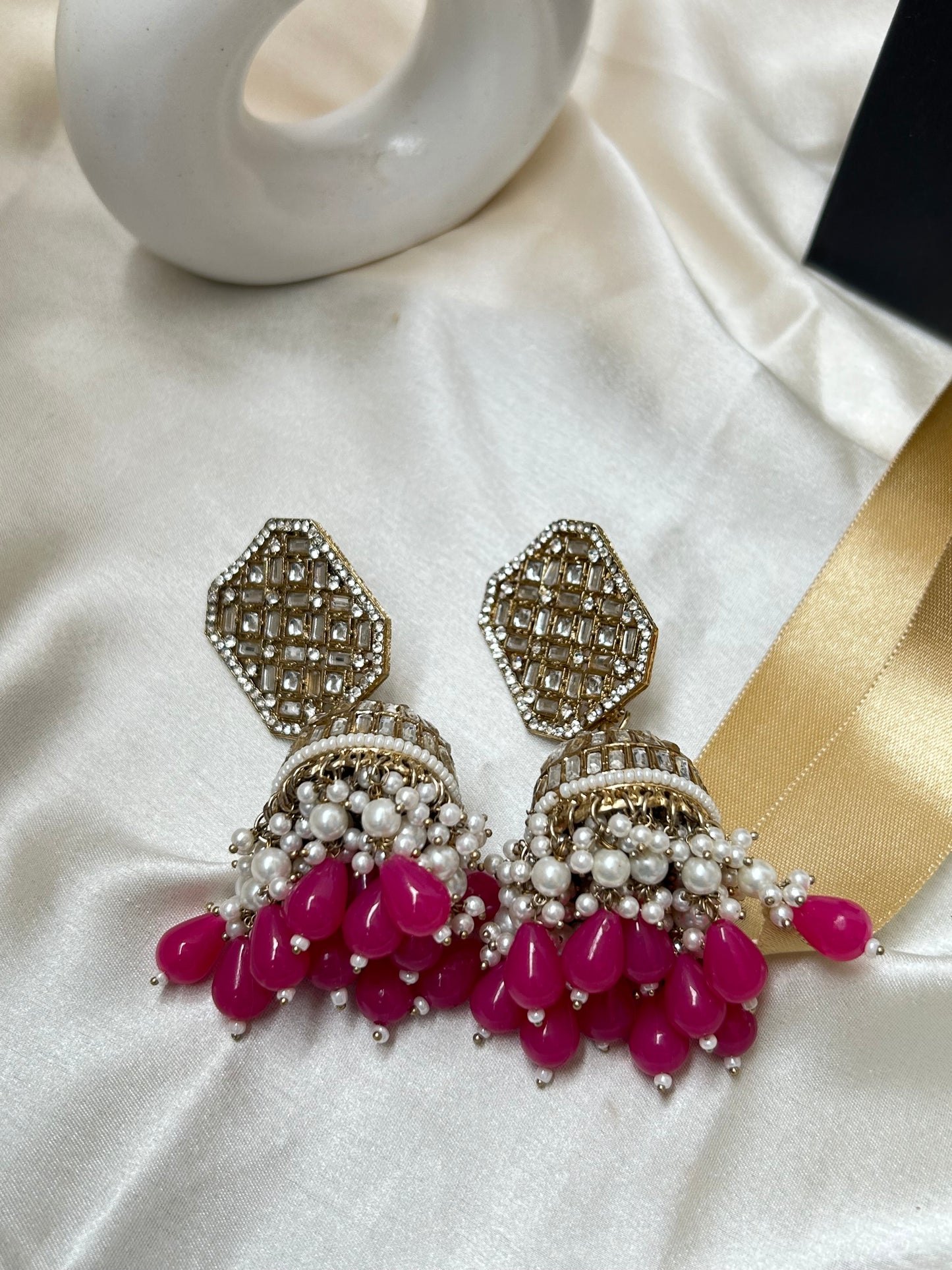 Vedika pink jhumka