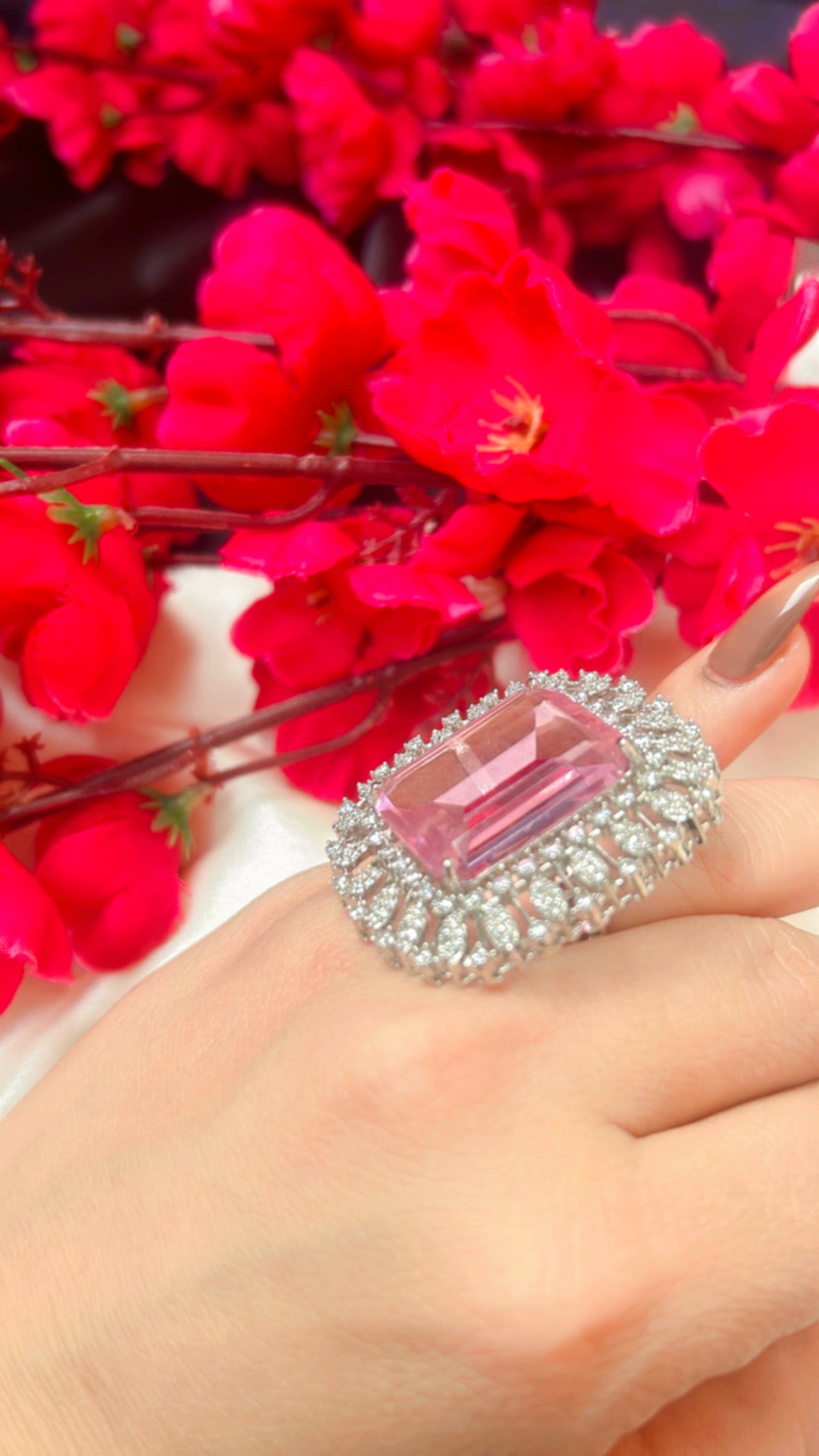 Prisha pink Ring