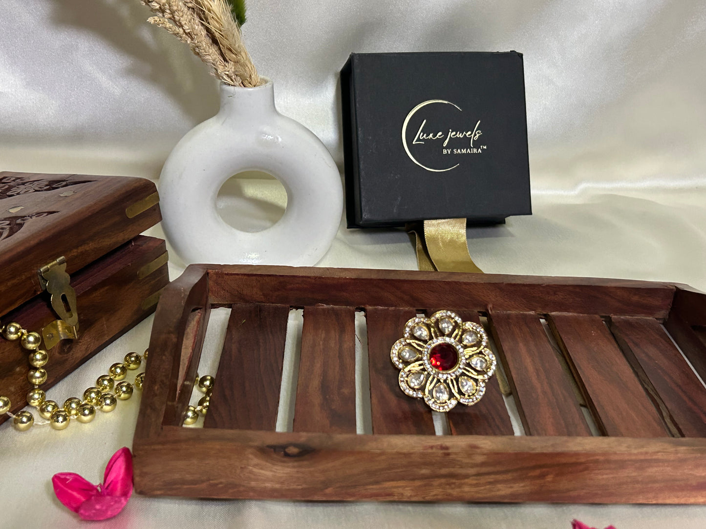 Mayra Blooming Red Ring