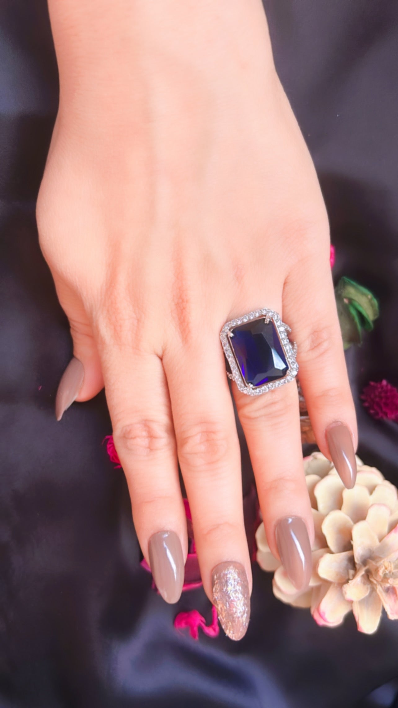 Maisha navy ring