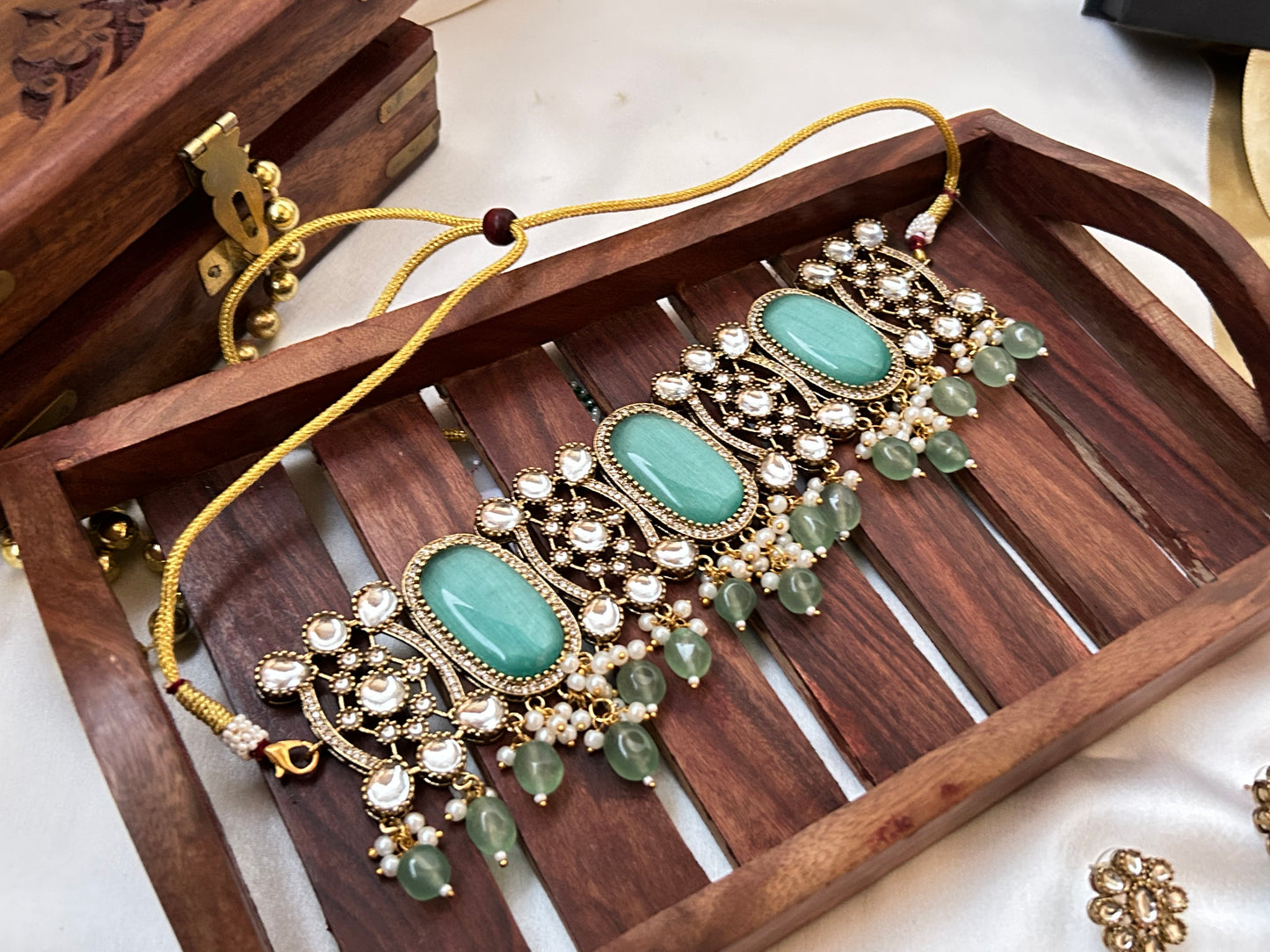 krisha green necklace set