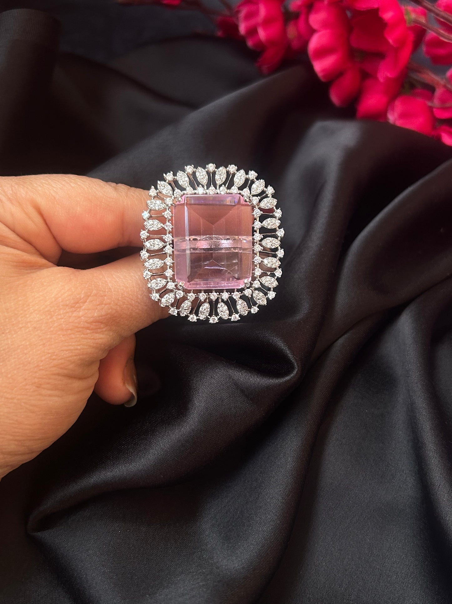 Prisha pink Ring