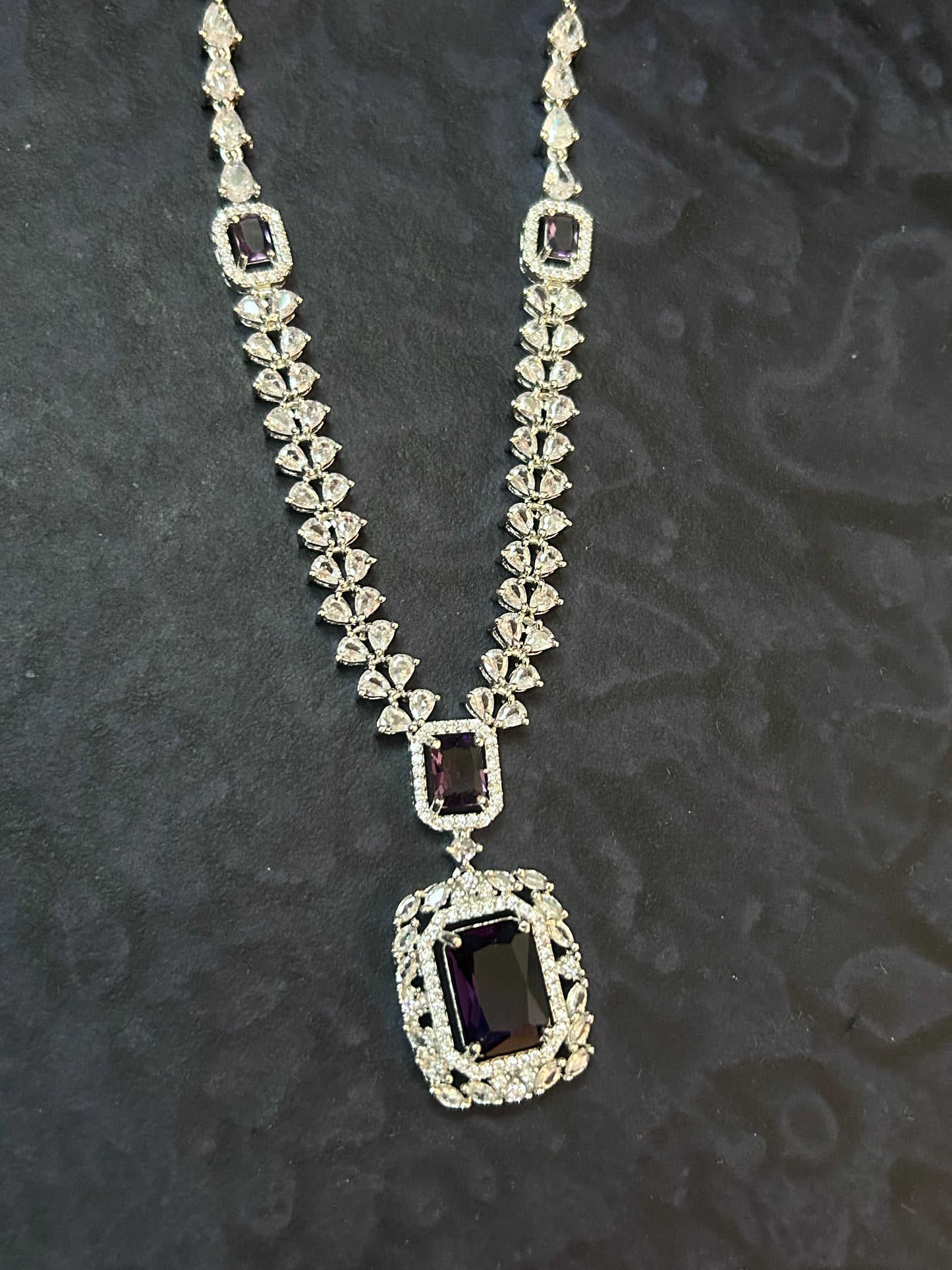 Layla purple necklace