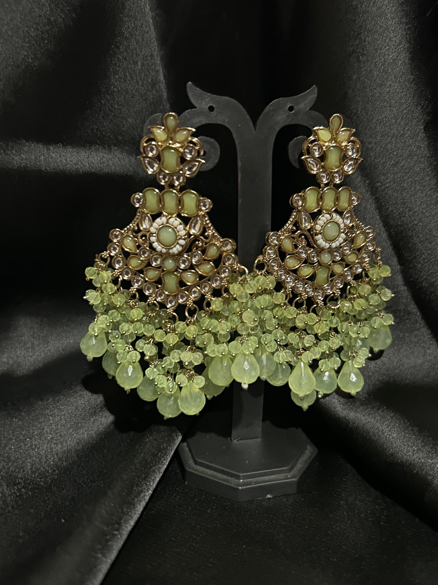 Arushi Green chandbali
