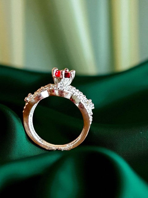 Lyna Ruby silver Ring