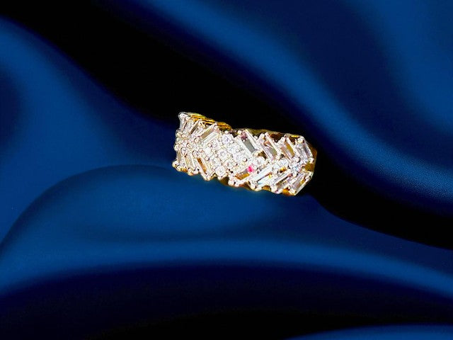 Ziyu Sleek Gold Band Ring