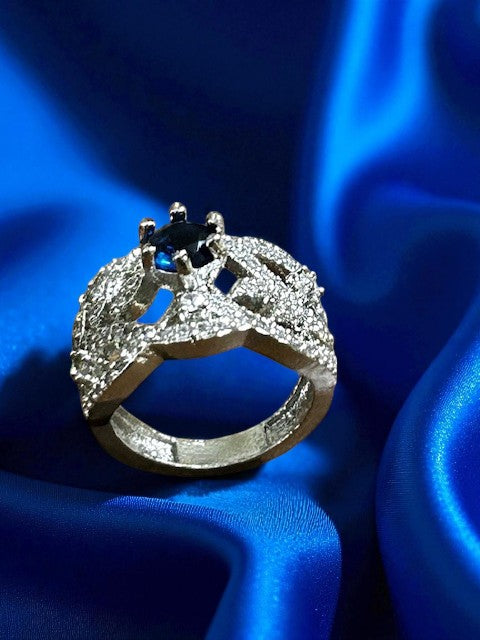 Lyna sapphire Blue Silver Ring