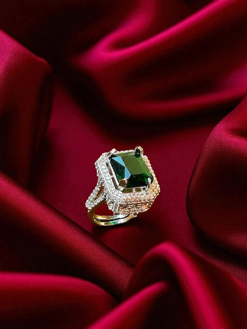Velvet Night Emerald Ring