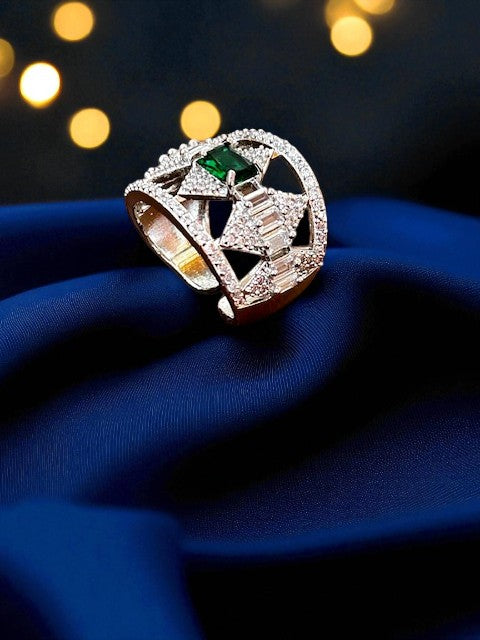 Raatrani Emerald Green Ring