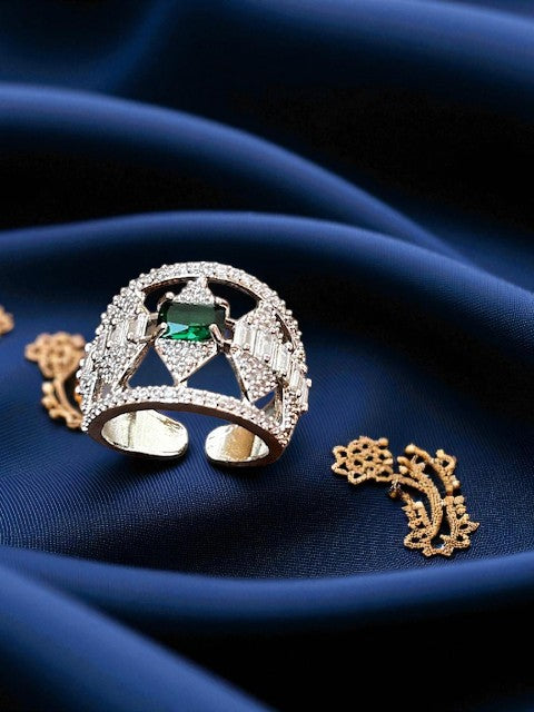 Raatrani Emerald Green Ring
