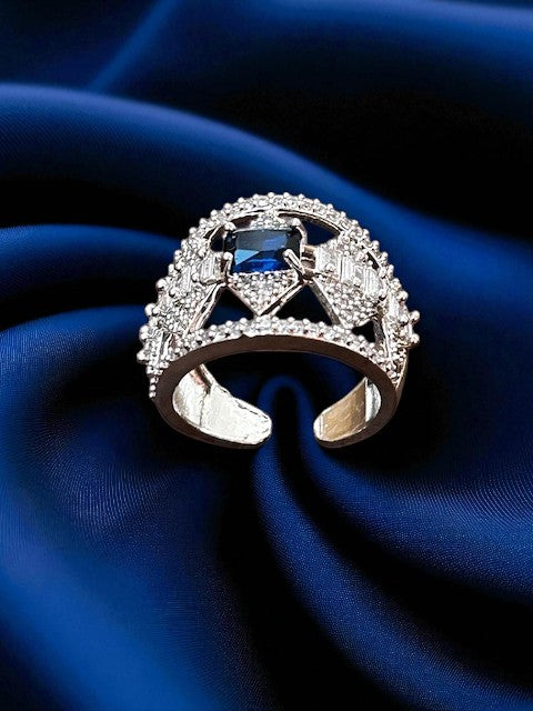 Raatrani Royal Blue Ring