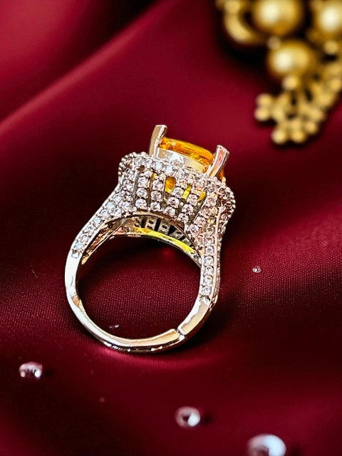 Royale Yellow Ring