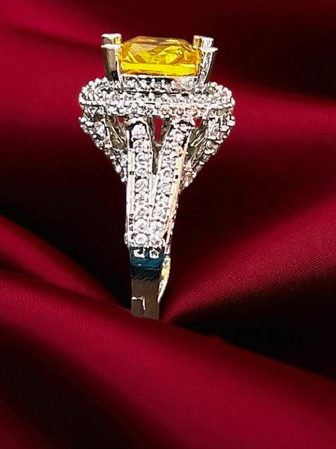 Royale Yellow Ring