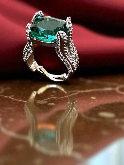 Noor Sea Green Ring