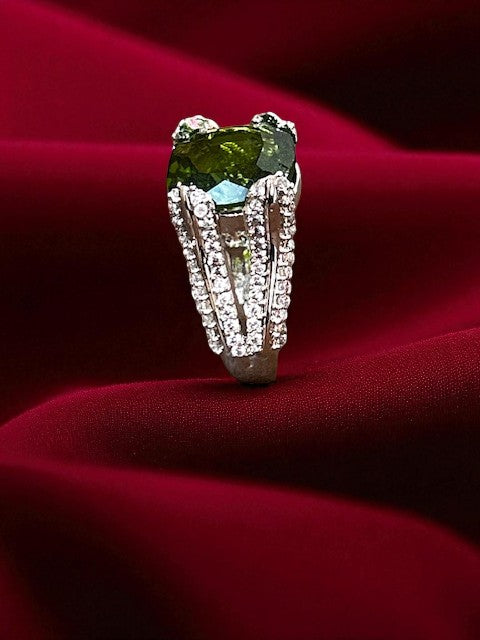 Noor Olive Green Ring
