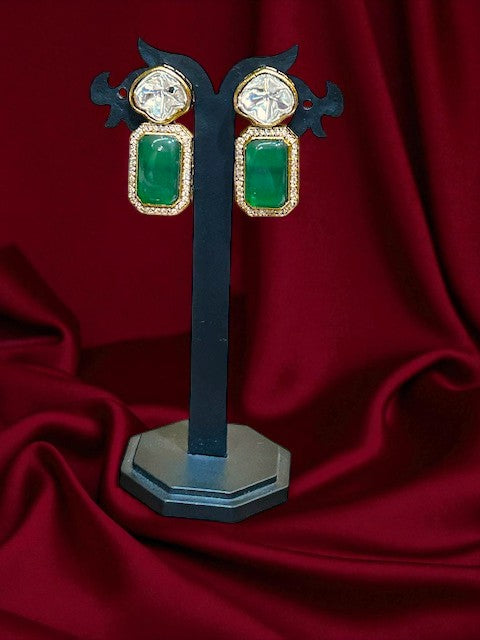 Anishka Green choker