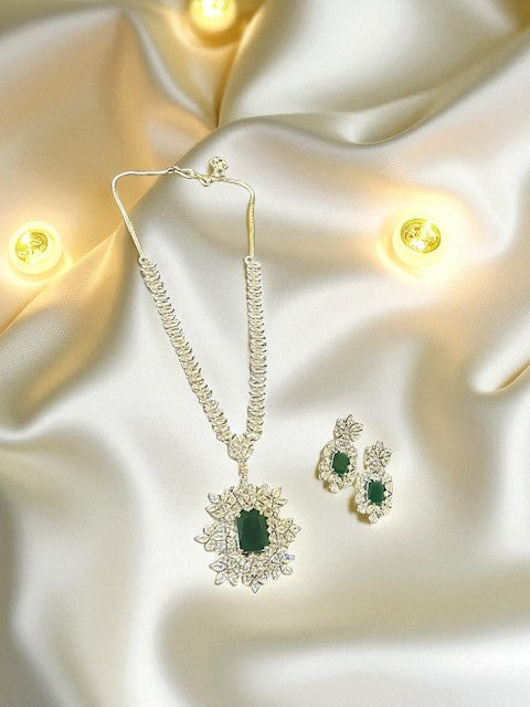 Emerald AD pendent Set
