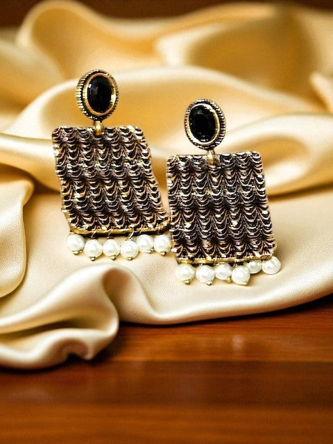 Vintage Drape Black Pearl Danglers